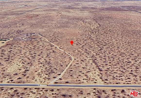 39.95 Acres of Land for Auction in Lancaster, California