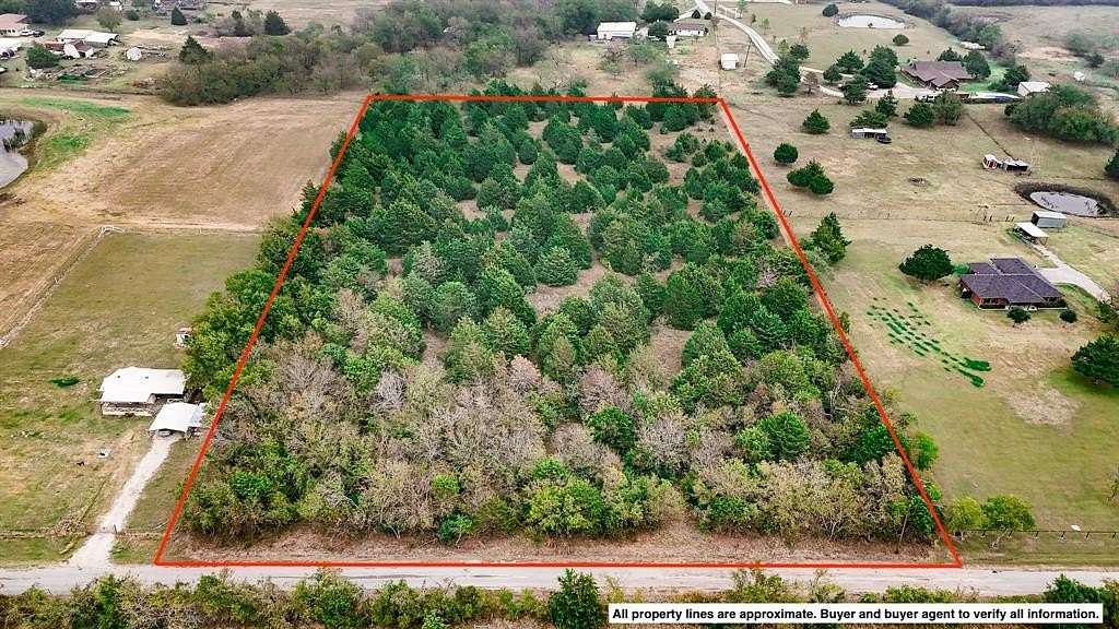 5.64 Acres of Residential Land for Sale in Corsicana, Texas