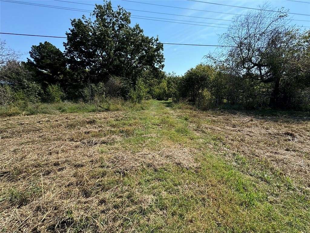 1.438 Acres of Residential Land for Sale in Quinlan, Texas