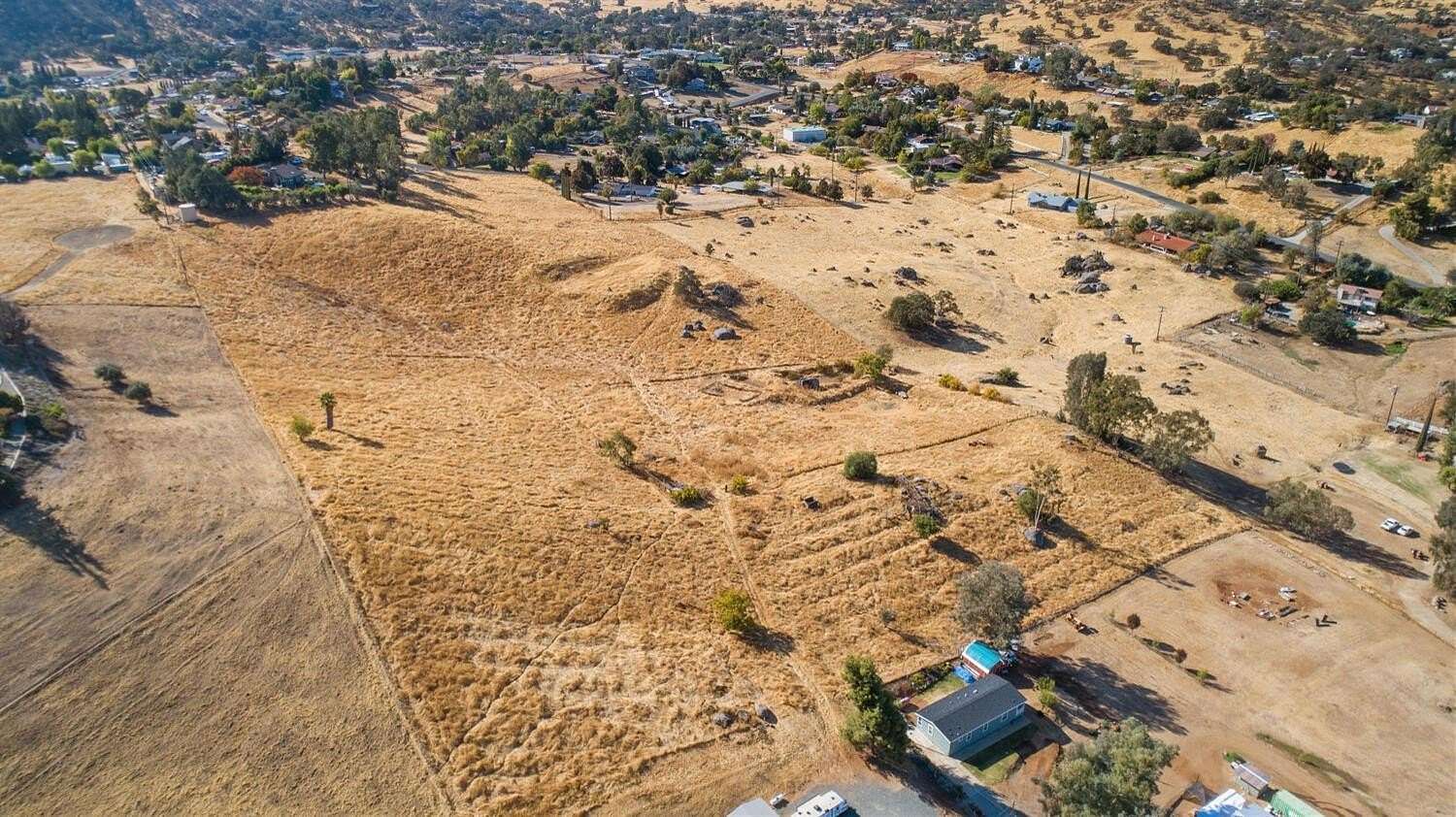 12.2 Acres of Land for Sale in Springville, California