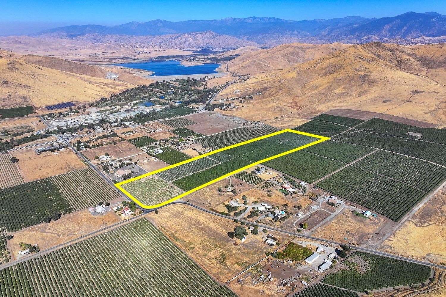 40 Acres of Land for Sale in Porterville, California