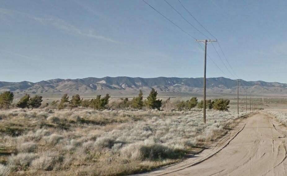 2 Acres of Land for Sale in Lancaster, California