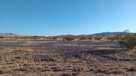 Residential Land for Sale in Helendale, California