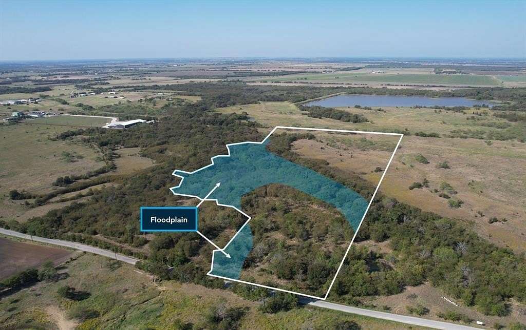 22.4 Acres of Recreational Land & Farm for Sale in Gunter, Texas