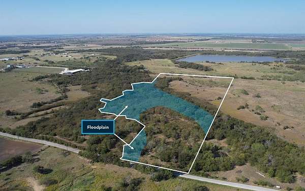 22.4 Acres of Recreational Land & Farm for Sale in Gunter, Texas