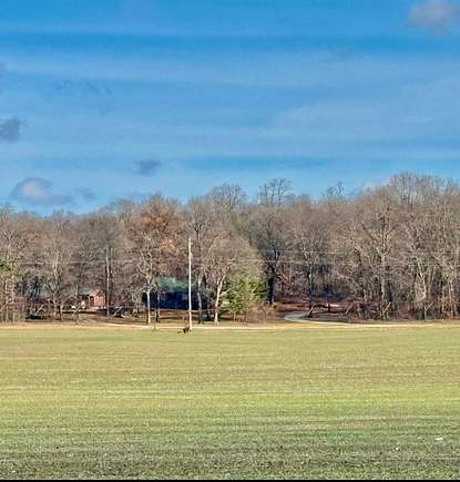 5 Acres of Residential Land with Home for Sale in Virginia, Illinois