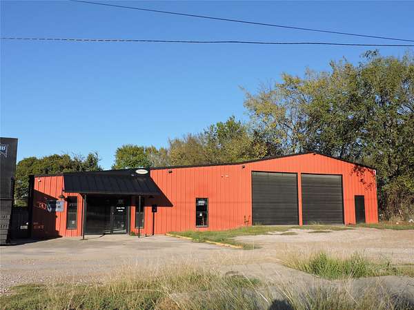1.65 Acres of Commercial Land for Sale in Mabank, Texas