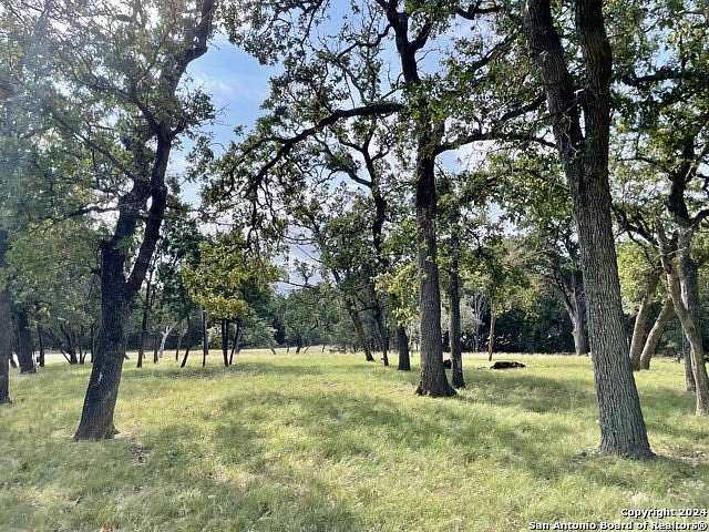 0.994 Acres of Residential Land for Sale in Bandera, Texas