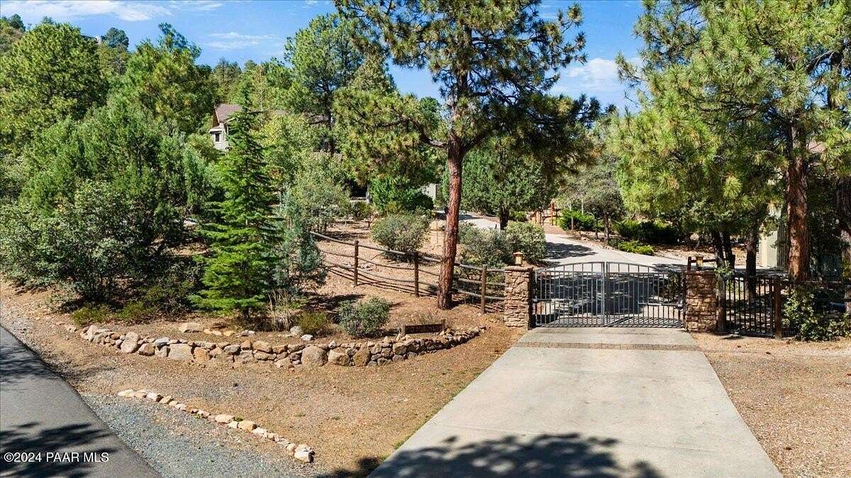 2.3 Acres of Residential Land with Home for Sale in Prescott, Arizona