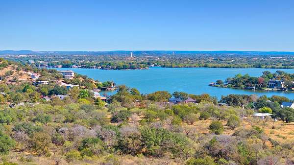 6 Acres of Land for Sale in Sunrise Beach Village, Texas