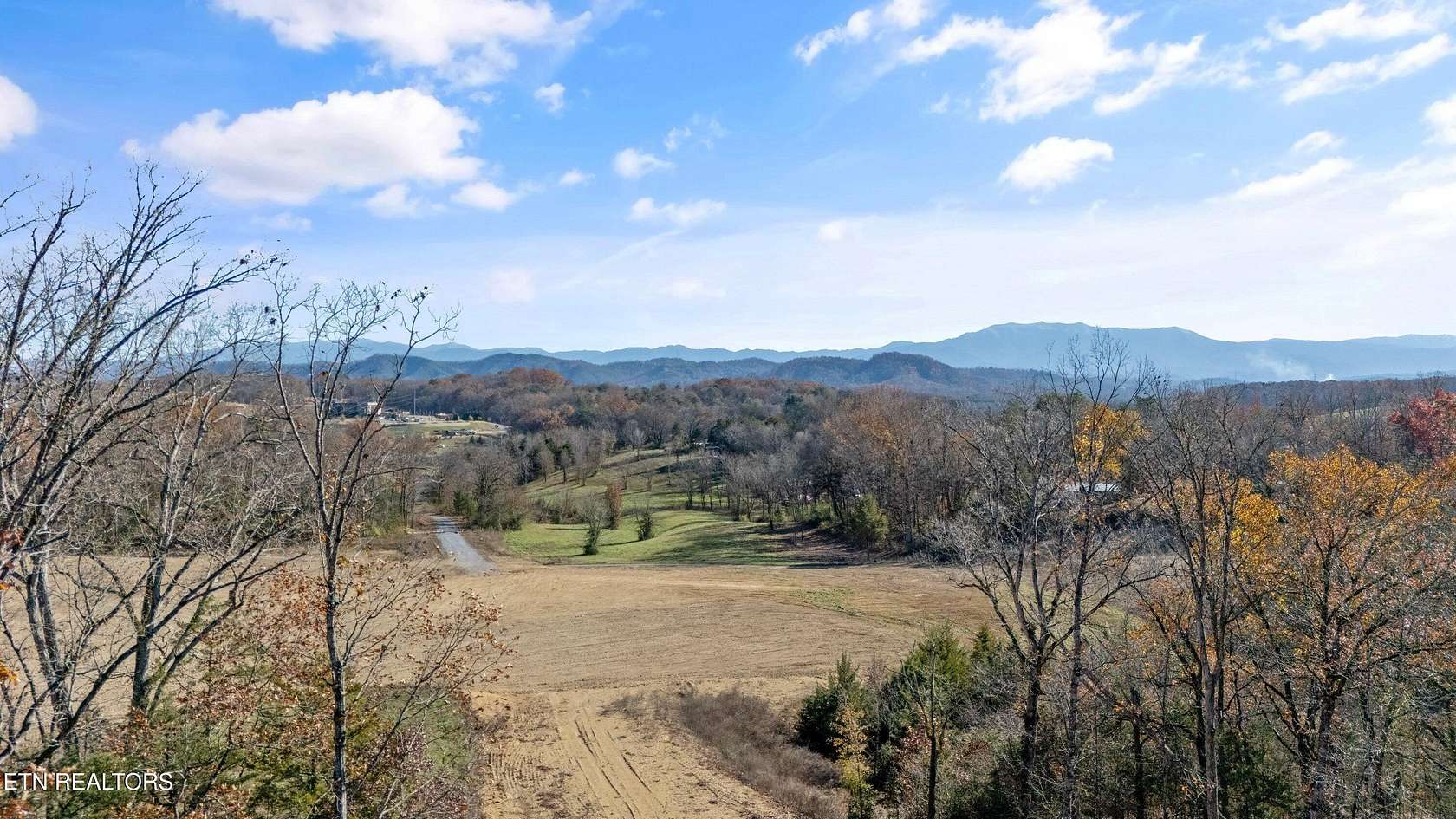 1 Acre of Residential Land for Sale in Sevierville, Tennessee