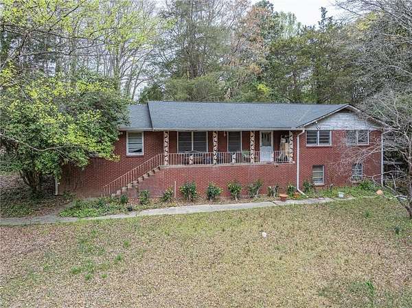 4.42 Acres of Residential Land with Home for Sale in Atlanta, Georgia