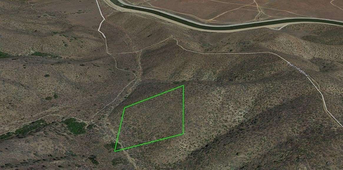 2.5 Acres of Land for Sale in Palmdale, California