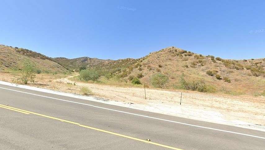 29.603 Acres of Land for Sale in Castaic, California