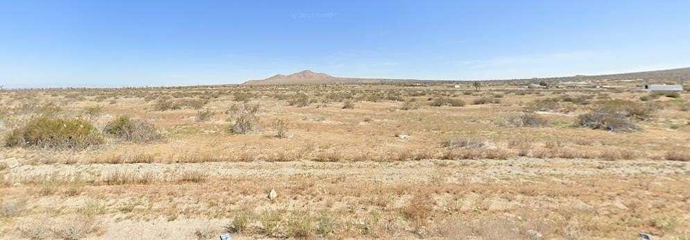 8 Acres of Land for Sale in Lancaster, California