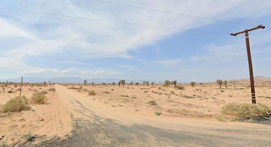 2.553 Acres of Land for Sale in Lancaster, California