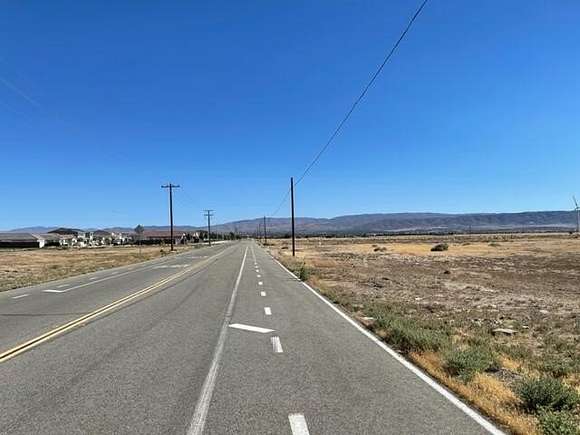 4.225 Acres of Residential Land for Sale in Lancaster, California