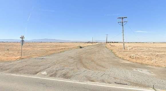 1.118 Acres of Land for Sale in Lancaster, California