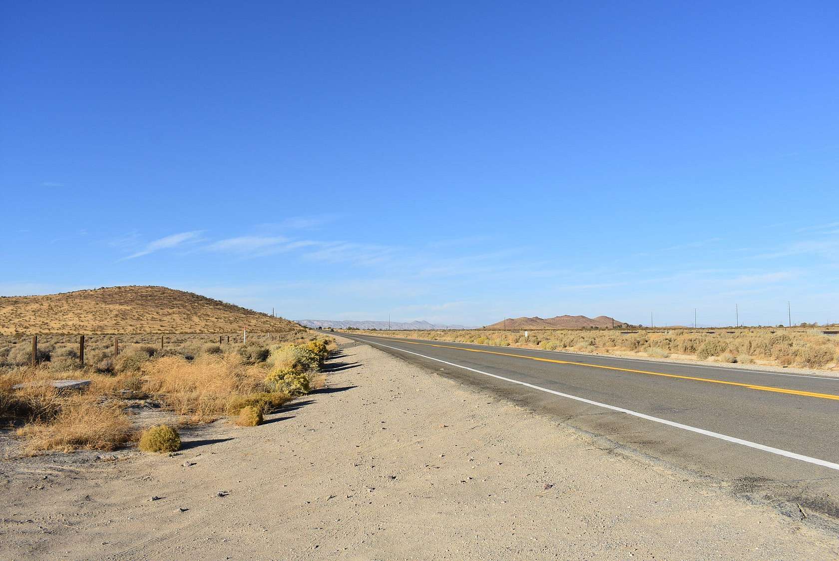 Residential Land for Sale in Mojave, California