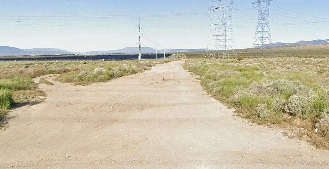 Residential Land for Sale in Rosamond, California