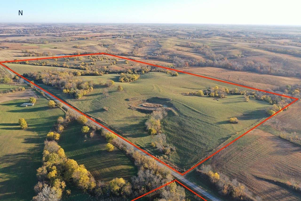 80 Acres of Land for Sale in Blockton, Iowa