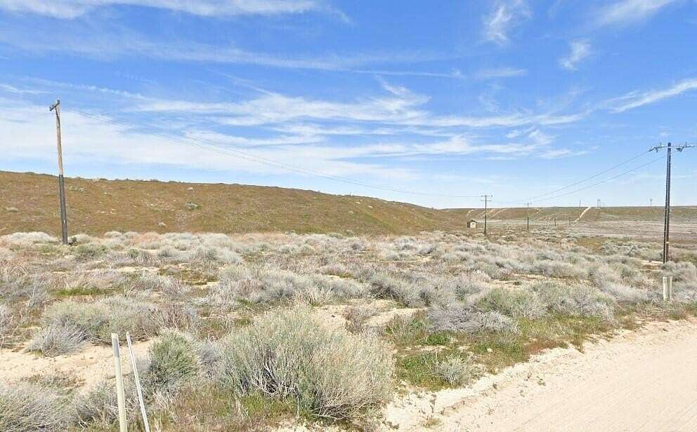 19.949 Acres of Land for Sale in Fairmont, California