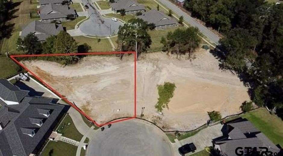 0.5 Acres of Residential Land for Sale in Tyler, Texas