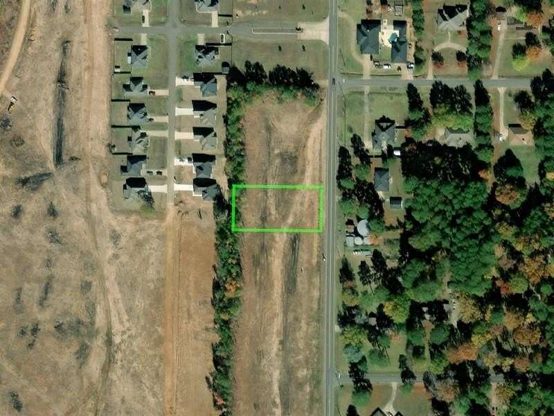 0.749 Acres of Residential Land for Sale in Greenwood, Louisiana