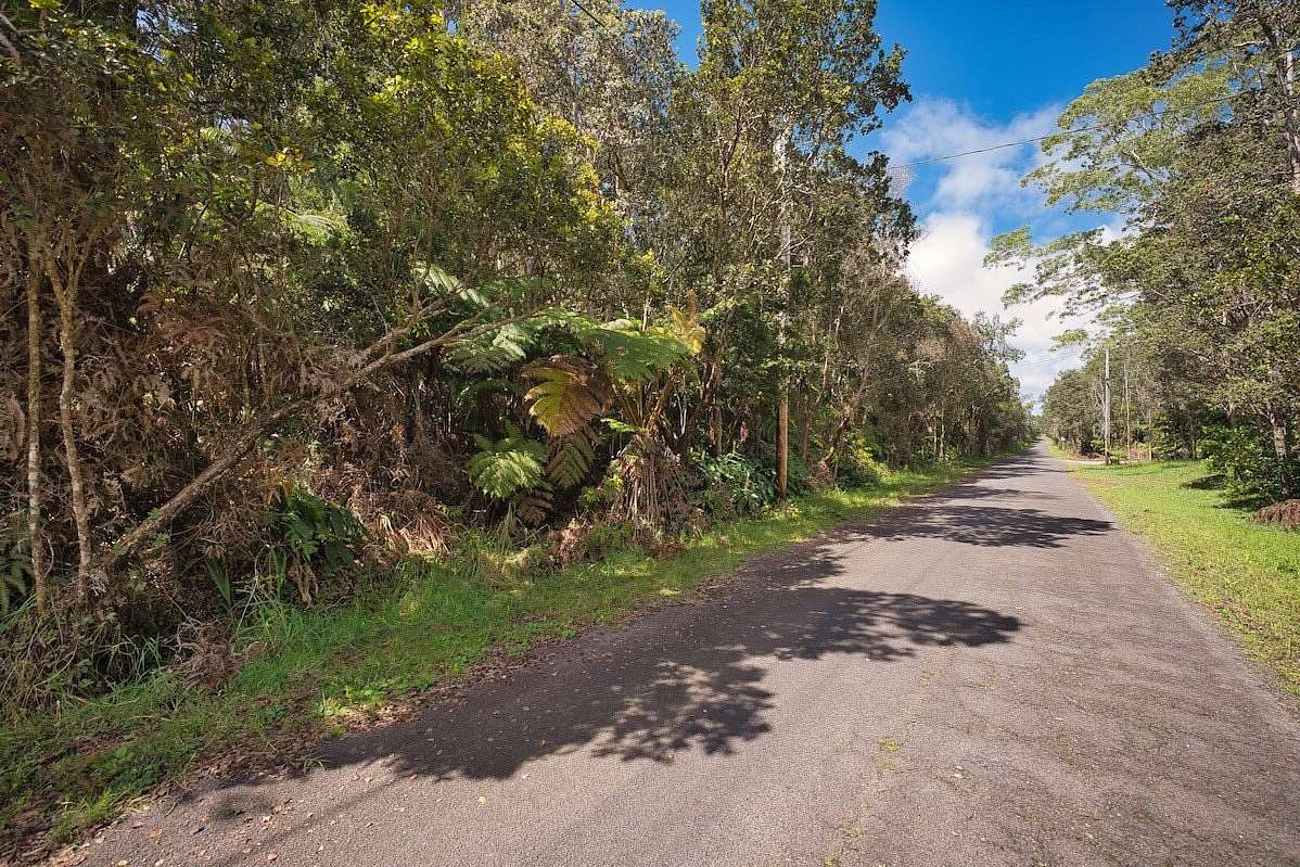 1.138 Acres of Land for Sale in Volcano, Hawaii