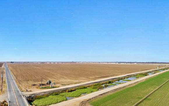 186.89 Acres of Agricultural Land for Sale in Corcoran, California