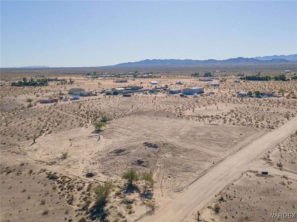 2.5 Acres of Residential Land for Sale in Yucca, Arizona