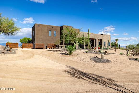 15.59 Acres of Recreational Land with Home for Sale in Scottsdale, Arizona