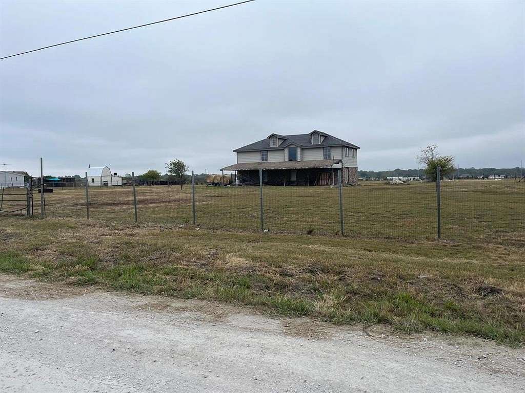 2.65 Acres of Residential Land with Home for Sale in Caddo Mills, Texas