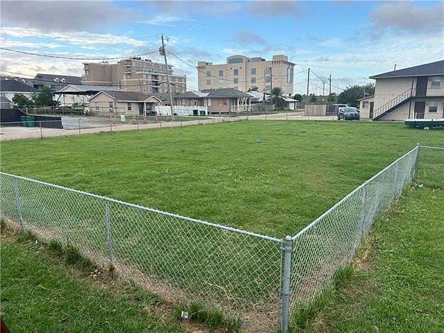 Mixed-Use Land for Sale in Metairie, Louisiana