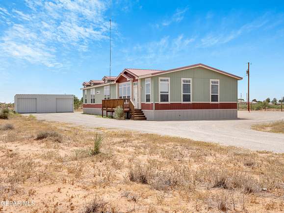 5.26 Acres of Residential Land with Home for Sale in El Paso, Texas