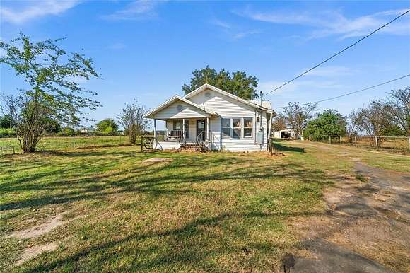 14.818 Acres of Land with Home for Sale in Canton, Texas