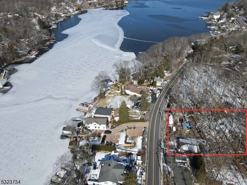 0.35 Acres of Residential Land for Sale in Hopatcong, New Jersey