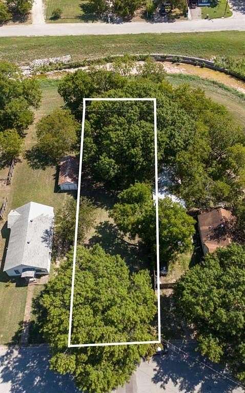 0.327 Acres of Land for Sale in Gainesville, Texas