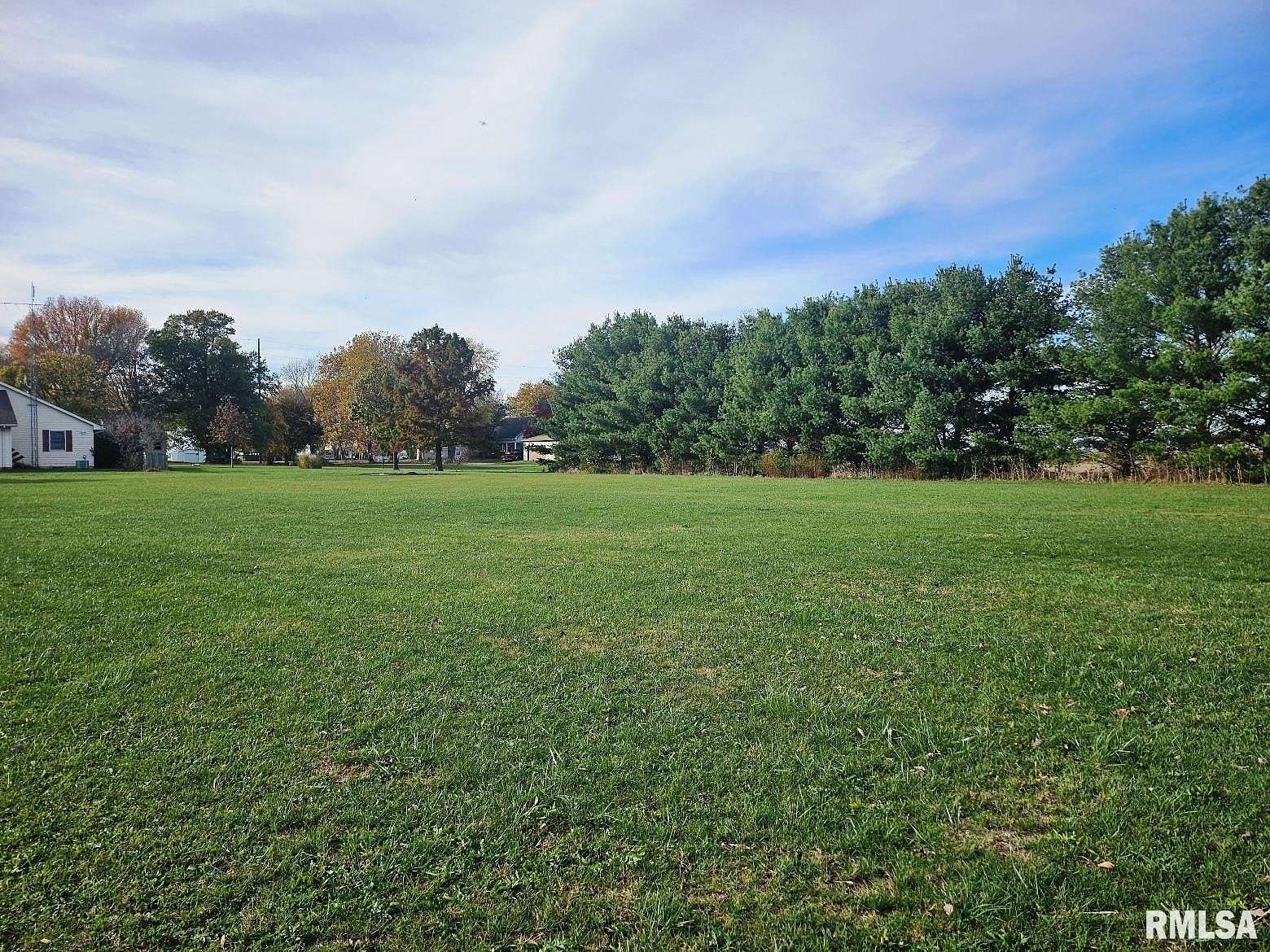 1.74 Acres of Residential Land for Sale in Modesto, Illinois