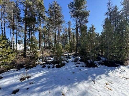 0.99 Acres of Residential Land for Sale in Chiloquin, Oregon