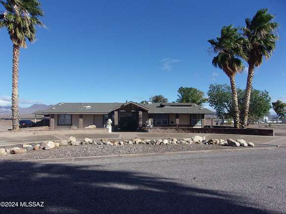 2.24 Acres of Residential Land with Home for Sale in Safford, Arizona