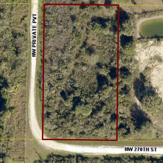 1.25 Acres of Residential Land for Sale in Okeechobee, Florida