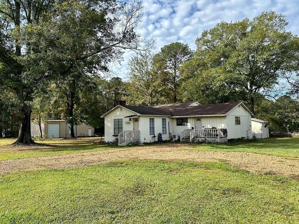 2.11 Acres of Residential Land with Home for Sale in Brookhaven, Mississippi