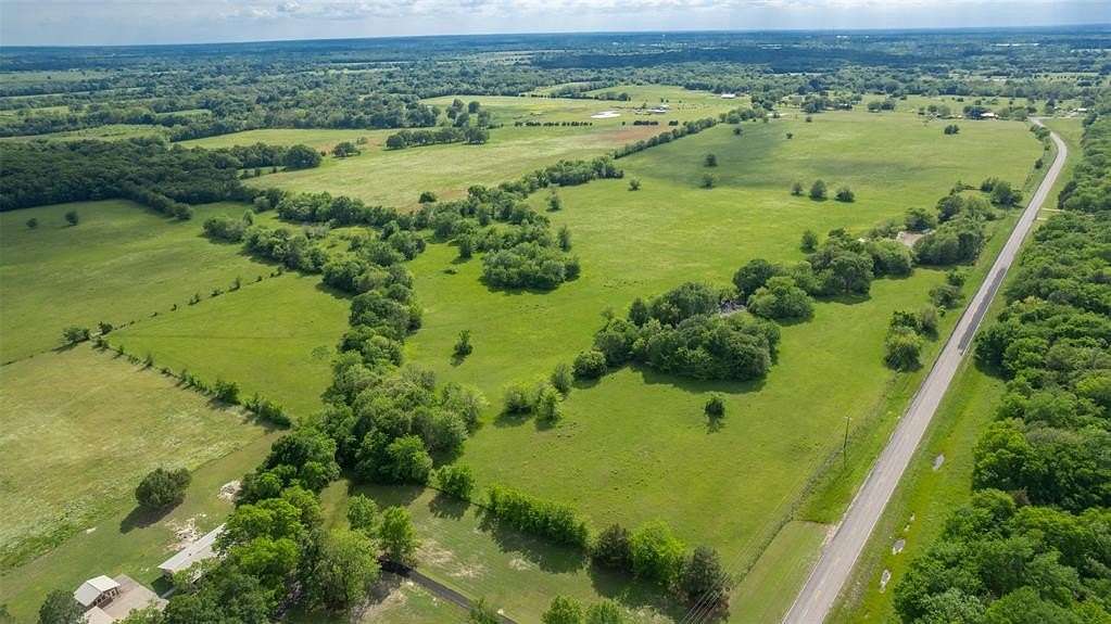 157.33 Acres of Land for Sale in Commerce, Texas