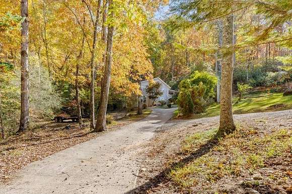 3.05 Acres of Residential Land with Home for Sale in Ellijay, Georgia