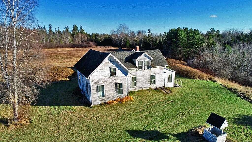 6 Acres of Residential Land with Home for Sale in Bancroft, Maine