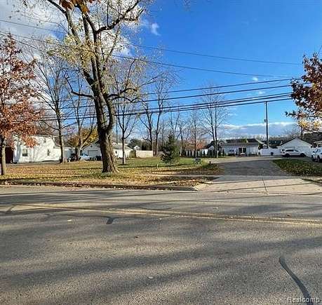 0.68 Acres of Residential Land for Sale in Linden, Michigan