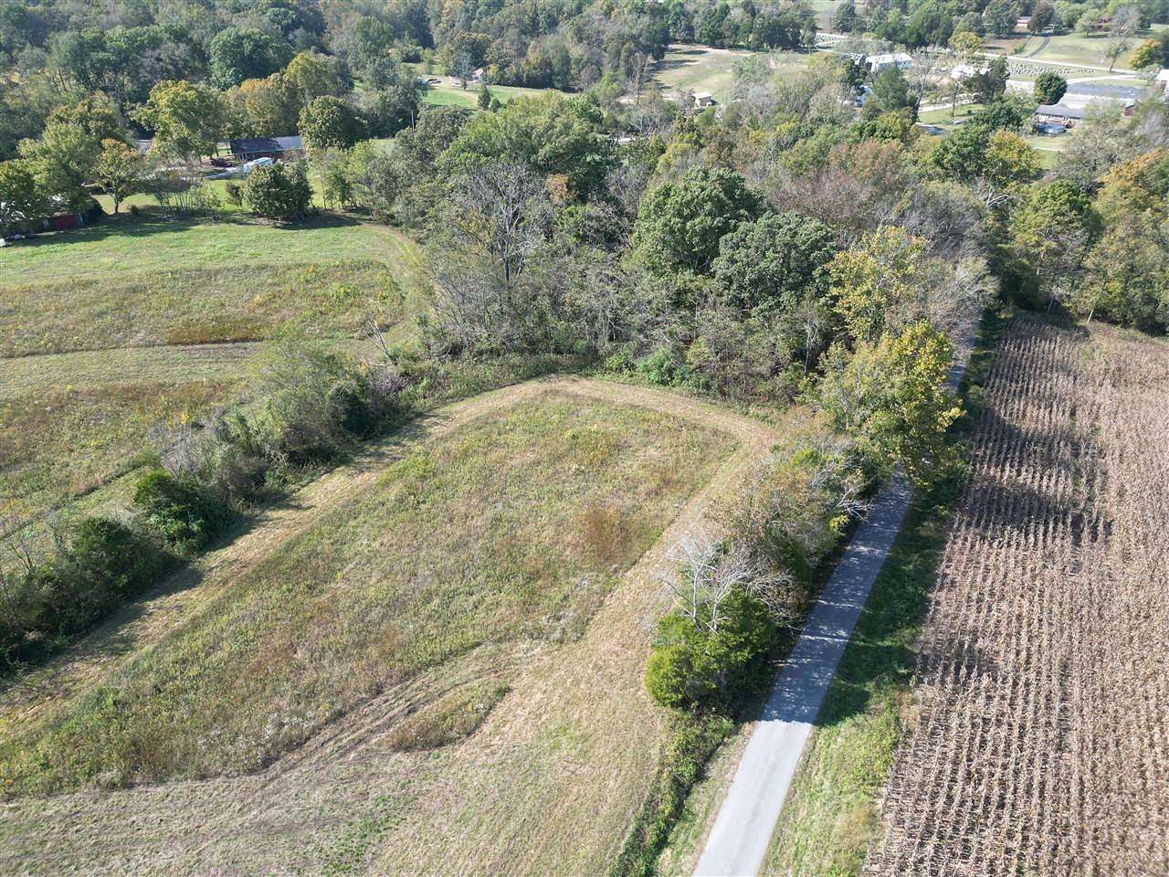 5 Acres of Land for Sale in Lewisburg, Kentucky