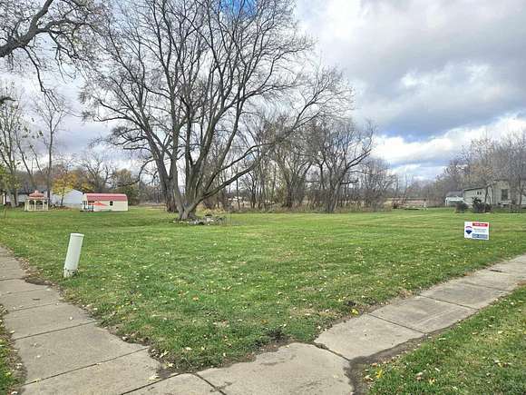 0.1 Acres of Land for Sale in Albion, Michigan