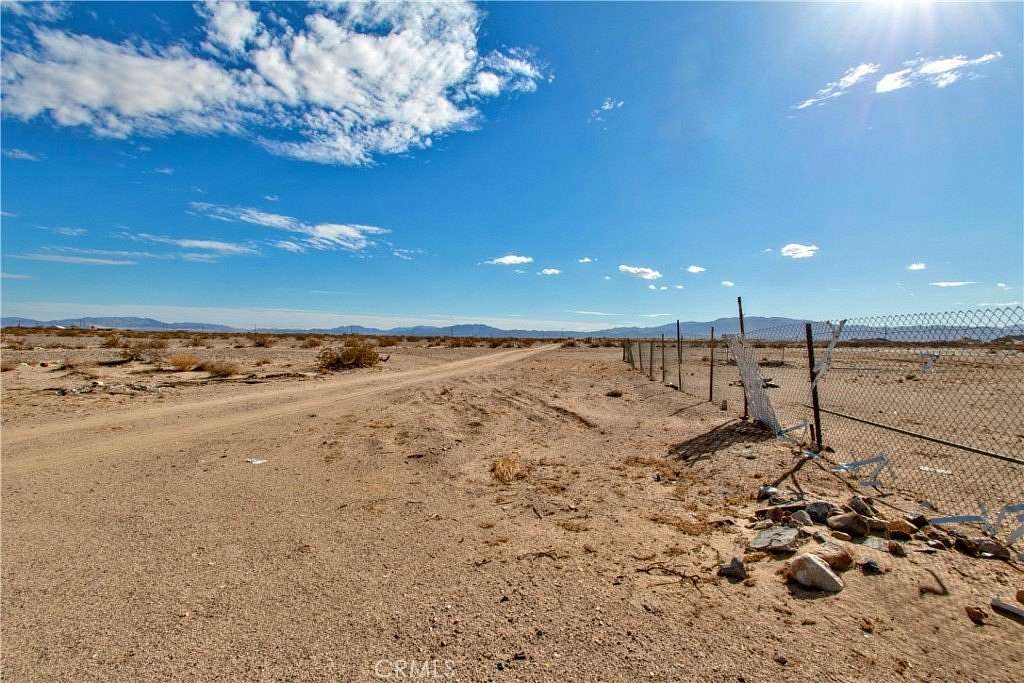 5 Acres of Land for Sale in Twentynine Palms, California